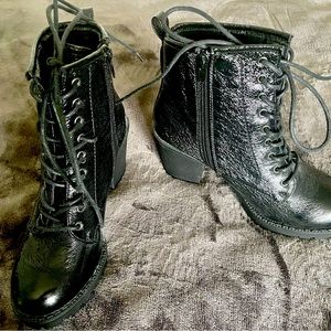 Size soho black boot. Never worn.